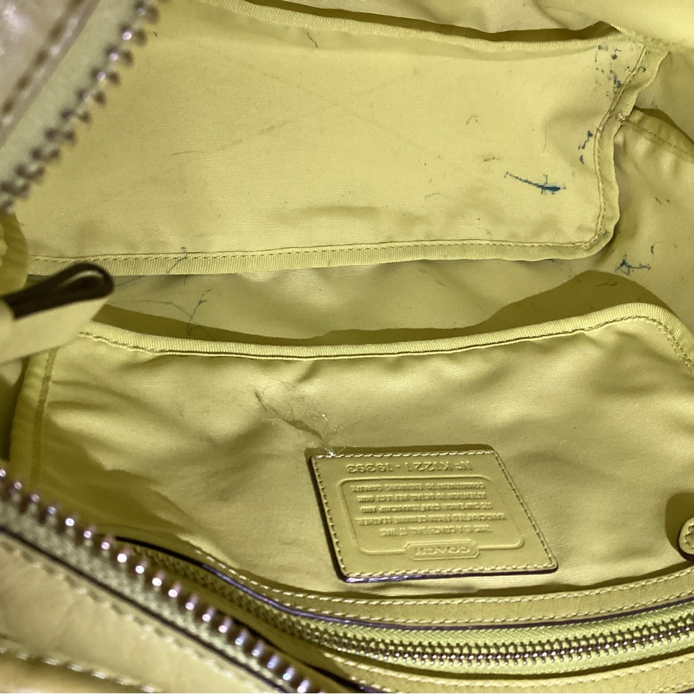 Coach New York Hampton Leather Tote Bag  K1221-19393 - Picture 10 of 11